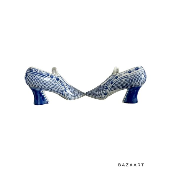 Blue & White Ceramic Dutch Delftware Shoe Figurines With Floral Pattern - Picture 5 of 12